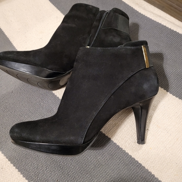 Bandolino black suede booties - Picture 4 of 5